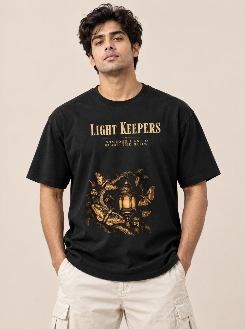 unisex light keepers tee model